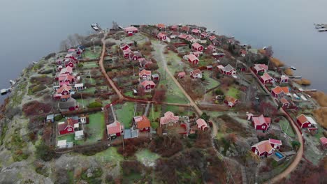Aerial-View-Of-Picturesque-Cottages-On-Summer-Paradise-Brandaholm-in-Karlskrona,-Sweden-15