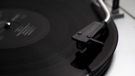 Vinyl-Plattenspieler-Mittlerer-Schuss