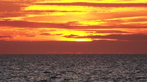 Sunset-with-empty-vast-ocean,-background-for-graphics