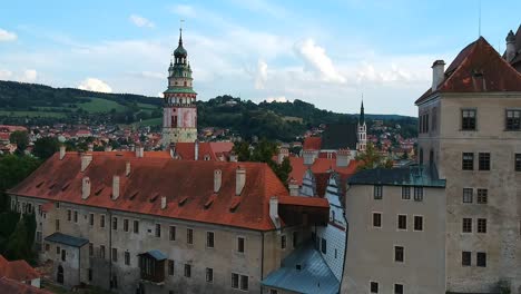 And-uprising-drone-shot-for-the-State-Castle,-Chateau-and-Tower-of-Cesky-Krumlov---Czech-Republic