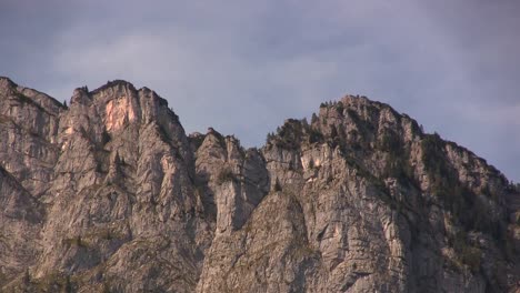 Close-up-of-rocks-belonging-to-mount-Watzmann-formation-in-Bavaria,-Germany