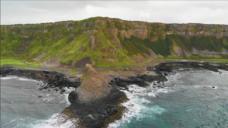 Aerial-zoom-in-shot-of-Giant's-Causeway-in-Northern-Ireland