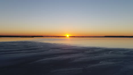 Stunning-sunrise-over-salt-lake