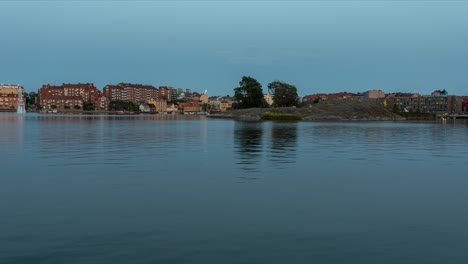 Timelapse-recorded-on-blue-hour-of-beautiful-Karlskrona,-Sweden