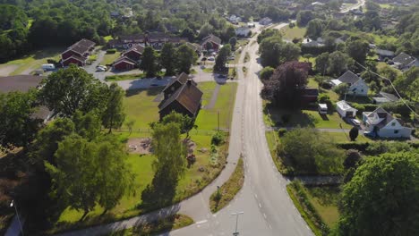 Schöne-Luftaufnahmen-über-Dem-Malerischen-Dorf-Sturko-In-Karlskrona-Schweden-8