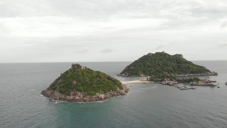 Aerial-view-of-Koh-Nang-Yuan-island,-Koh-Tao,-Thailand-1
