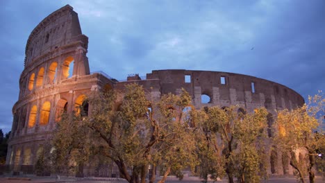 Kolosseum,-Rom,-Italien,-Sonnenaufgang,-Nacht,-Tag,-Licht,-Breit,-Lang,-Vogel