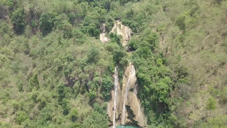 Waterfall-in-Pyin-Oo-Lwin,-Myanmar-1