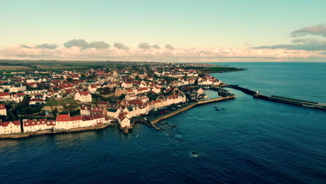 Pitenweem-fishing-harbour-on-the-east-of-Scotland