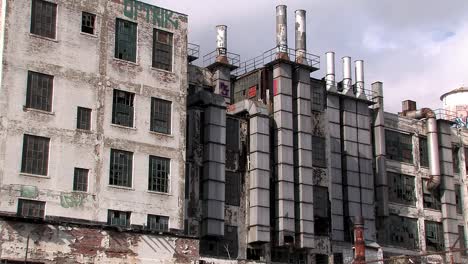 Verfaultes-Industriegebäude-In-Detroit,-Michigan