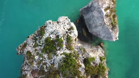 Rocky-ocean-cliff-in-Providenciales-in-the-Turks-and-Caicos-archipelago