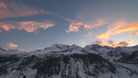 Annapurna-Three-North-Face-Day-to-Night-Timelapse-from-Manang-Valley