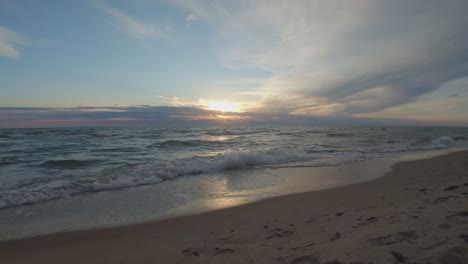 Beaches-of-the-Baltic-Sea-at-Sunset