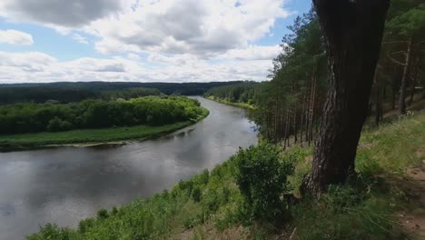 The-Neris-River-Bend,-Kernave,-Lithuania.-Tilt-Down