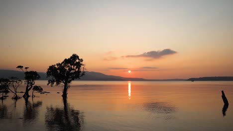 Sonnenuntergang-Am-Chidiyatapu-strand-Und-Sonnenuntergangspunkt-Südlich-Von-Port-Blair-Auf-Den-Andamanen--Und-Nikobareninseln-In-Indien-1