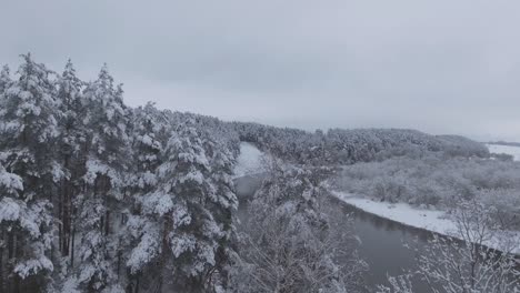Neris-River-Bend-During-Snowy-Winter-2