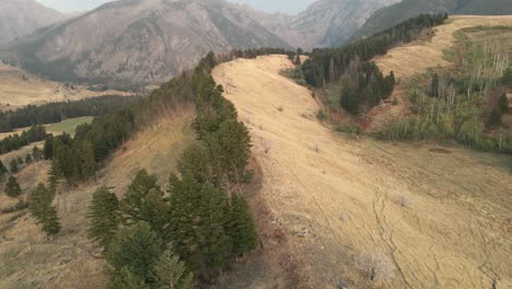 Off-road-uphill-trails-of-Pine-Creek-Montana-USA