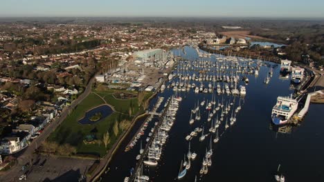 Aerial-drone-shot-of-boats-in-a-marina-on-the-South-Coast-of-the-UK