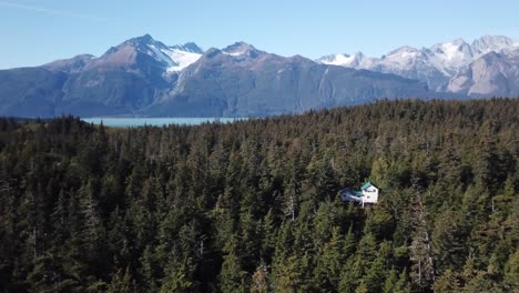 Amazing-isolated-cabin-in-Haines,-Alaska