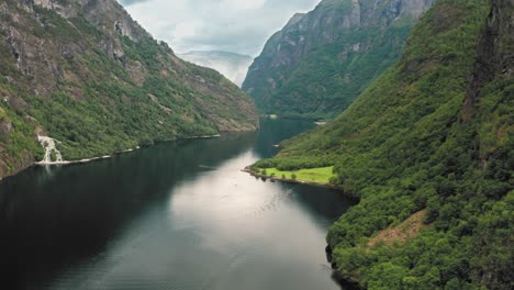 A-magnificent-view-of-the-Naeroyfjord