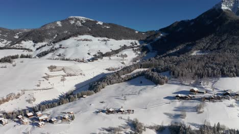 Winter-view-of-the-Miara-ski-slope-in-the-Plan-de-Corones-skiing-resort-in-the-town-of-San-Vigilio-di-Marebbe-the-Italian-Dolomites