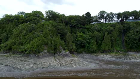 Forest-Cliffs-on-Shoreline-of-the-St