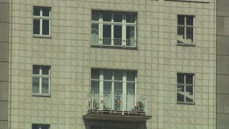 Close-up-of-windows-of-Frankfurt-Gate-in-Berlin,-Germany