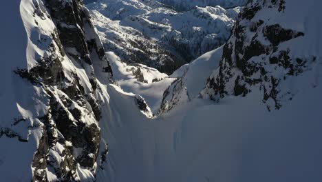 Visierlücke-In-Der-Nähe-Von-Sky-Pilot-Mountain-In-Squamish-BC,-Kanada