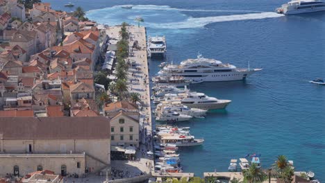 Slow-motion-view-of-the-Riva-in-Hvar