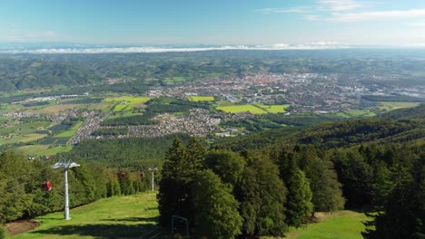 Mariborsko-Pohorje-Hills-Beliebtes-Wanderziel-Im-Sommer