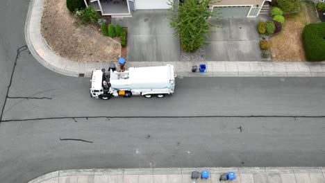 Aerial-view-of-a-waste-facility-truck-picking
