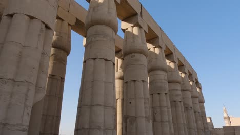 Columns-of-Great-Hypostyle-Hall-in-Luxor-temple