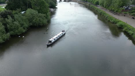 Ferry-Boat-on-River-Severn-for-Tourists-of