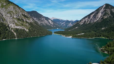 Drone-shot-of-Lake-Heiterwang-in-Austria-with