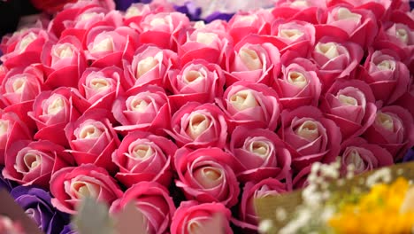 close-up-of-a-bouquet-of-roses-at