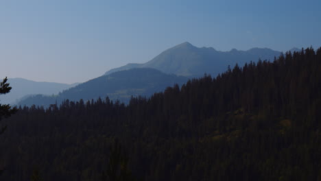 Early-Morning-Panoramic-View-of-Green-High-Mountains