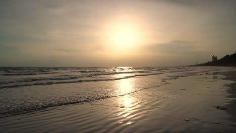 beautiful-sunset-with-sea-beach
