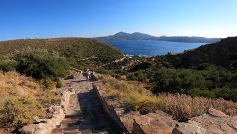 Small-stone-path-on-a-Greek-island-on