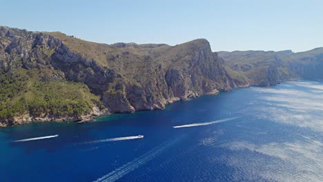 Wunderbarer-Ausblick-Von-Mallorcas-Westküste-In-Die