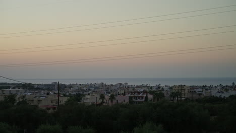 Blick-Auf-Den-Alten-Sonnenuntergang-Von-Malia-Creta-Bei-Sonnenuntergang