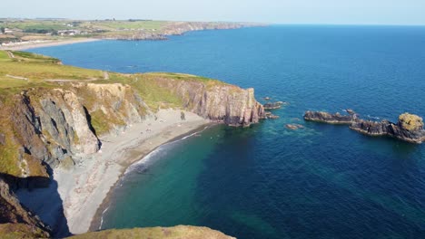 beach-on-the-cliffs-in-a-sunny-Irish