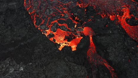 Active-vulcano-erupting-lava-and-magma-in-Iceland