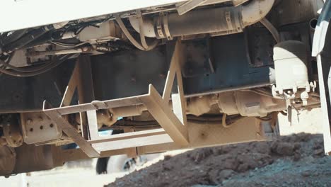 Concrete-Pumping-Truck-Underside-Gears-Moving