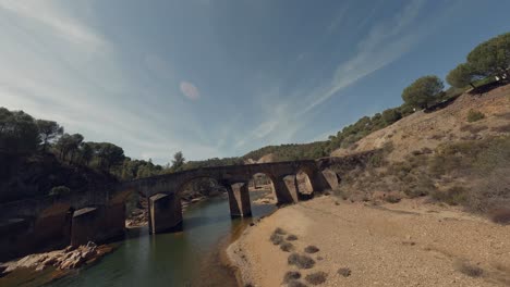 FPV-flies-to-old-bridge-and-historic-bridge