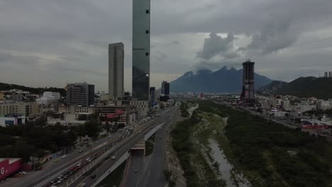 cerro-view-panoramic-and-cars-driving-around-the-highway