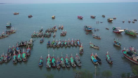 Drone-footage-of-Fishermen's-Lasem-Bay-Central-Java,-Indonesia-Daily-Activity