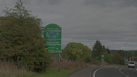 Welcome-to-Inverness-city-sign