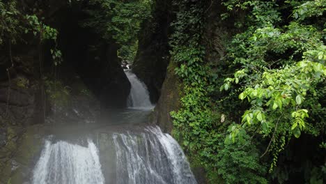 Incredible-drone-video-of-a-waterfall-in-Costa-Rica