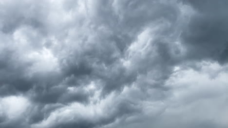 Dramatic-grey-thunderstorm-clouds-on-the-sky