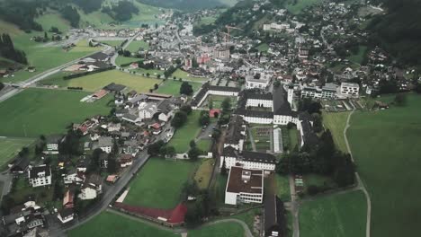 Drone-aerial-pan-up-over-Endelberg-in-Switzerland-showing-the-whole-town-and-buildings
